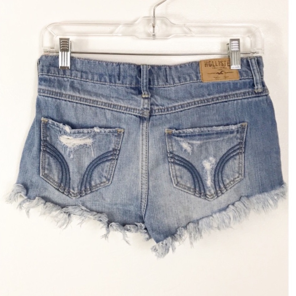Hollister Shorts Destroyed Fringed Hem 25